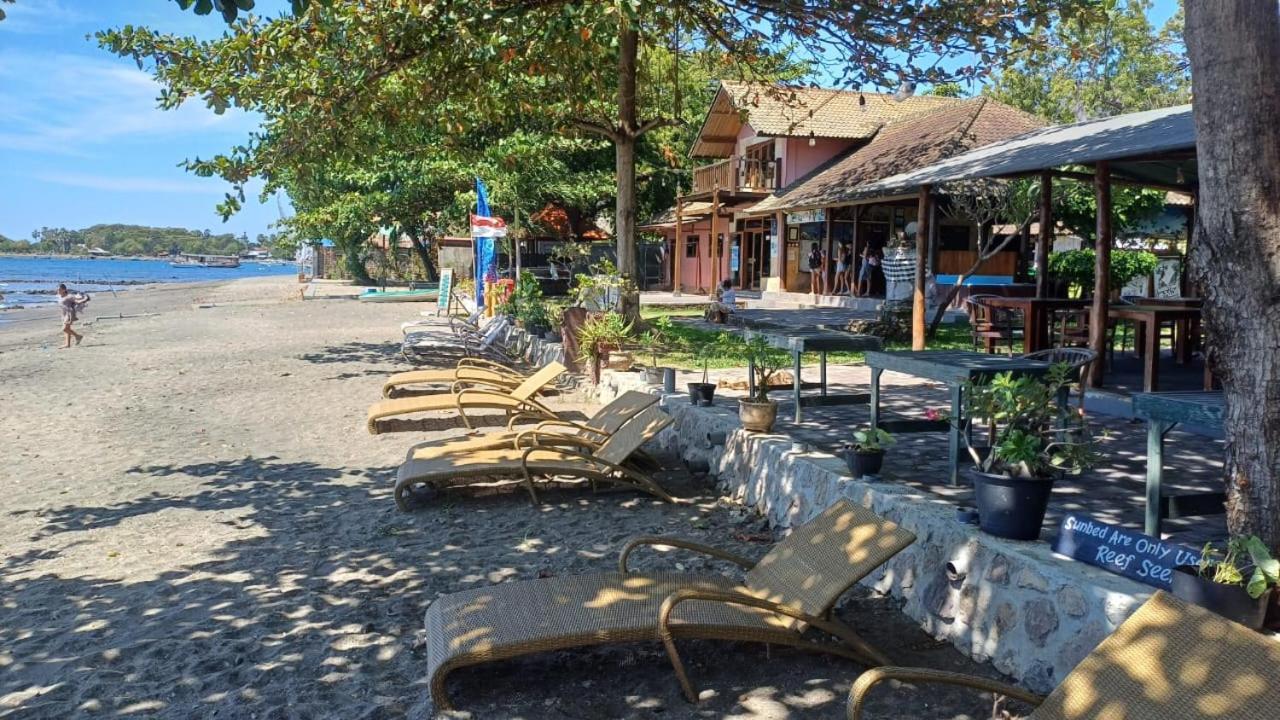 The Beach Bungalows & Turtle Sanctuary ペムテラン エクステリア 写真